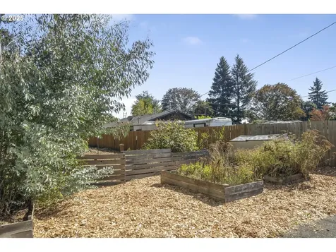 1156 SE 148th Avenue Portland OR 97233