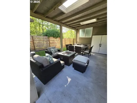 202 NW Quail Gardens Place Hillsboro OR 97124