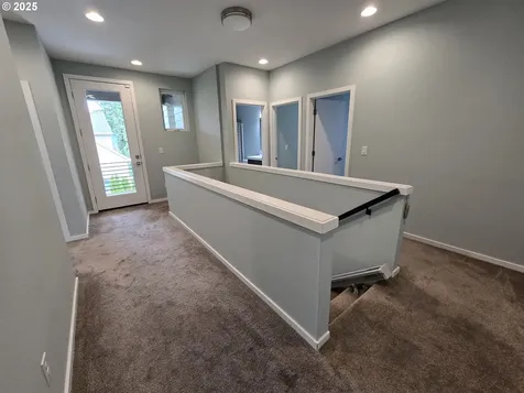 202 NW Quail Gardens Place Hillsboro OR 97124