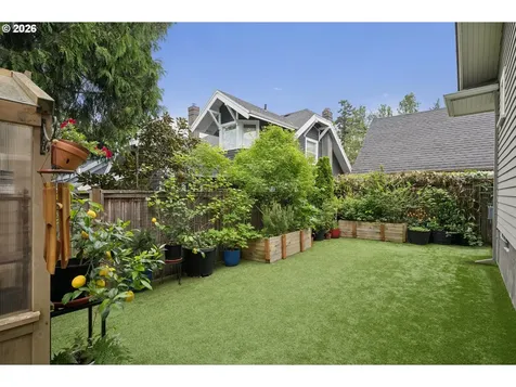 3127 NE Mason Street Portland OR 97211