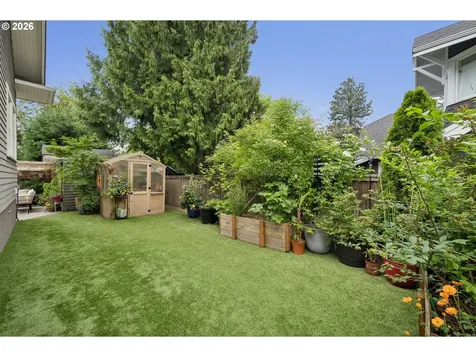 3127 NE Mason Street Portland OR 97211