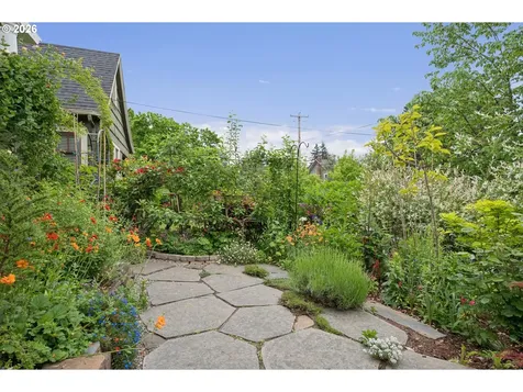 3127 NE Mason Street Portland OR 97211