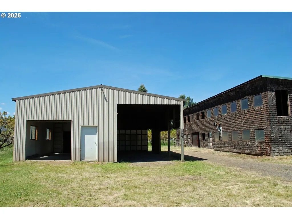 850 Hobbs Road Hood River OR 97031