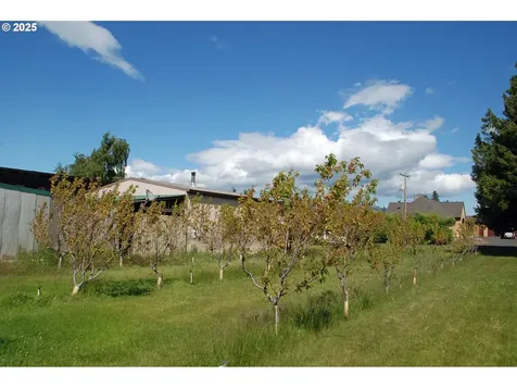 850 Hobbs Road Hood River OR 97031