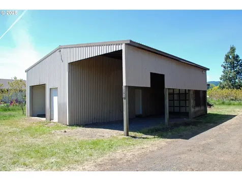 850 Hobbs Road Hood River OR 97031