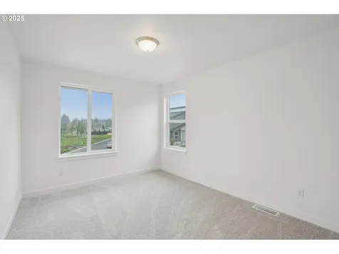 1386 N Kalani Loop Ridgefield WA 98642