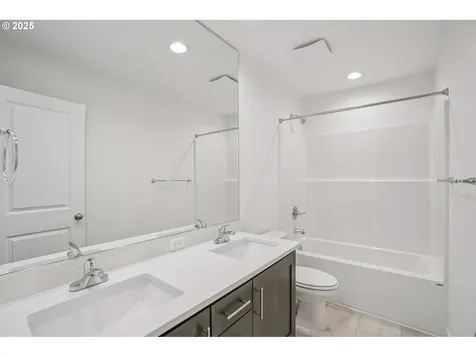 1386 N Kalani Loop Ridgefield WA 98642
