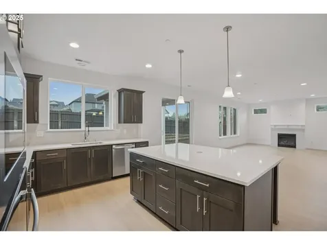1386 N Kalani Loop Ridgefield WA 98642