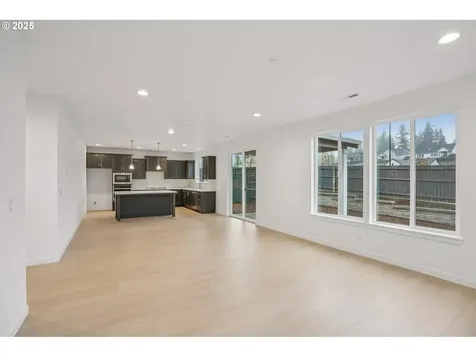 1386 N Kalani Loop Ridgefield WA 98642