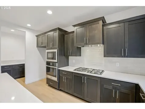 1386 N Kalani Loop Ridgefield WA 98642