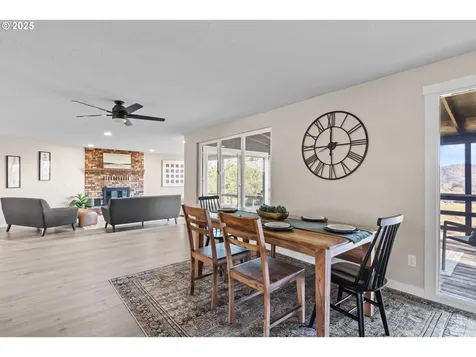 6497 Garden Valley Road Roseburg OR 97471