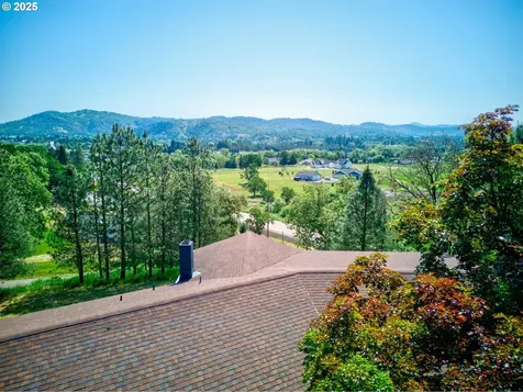 6497 Garden Valley Road Roseburg OR 97471