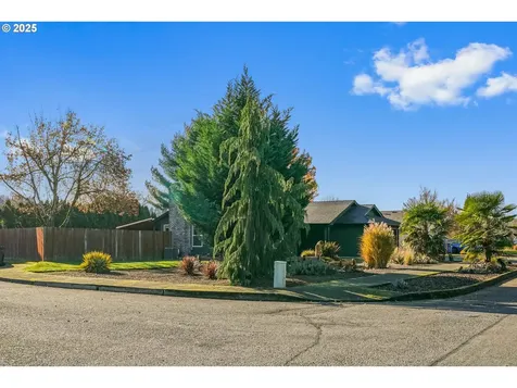 304 NW 5th Street Sublimity OR 97385