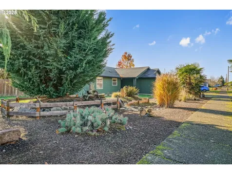 304 NW 5th Street Sublimity OR 97385