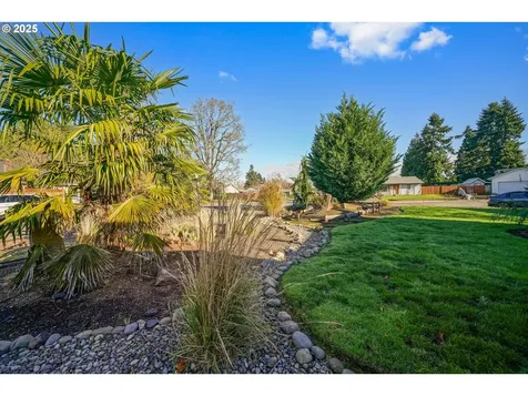 304 NW 5th Street Sublimity OR 97385