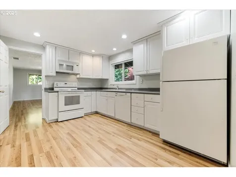 2055 Valley View Drive West Linn OR 97068