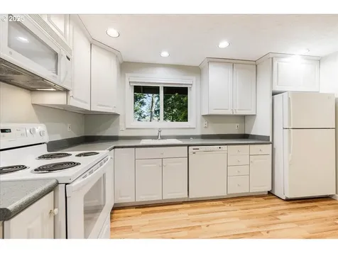 2055 Valley View Drive West Linn OR 97068
