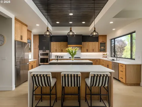 19245 SW Heightsview Drive Beaverton OR 97007