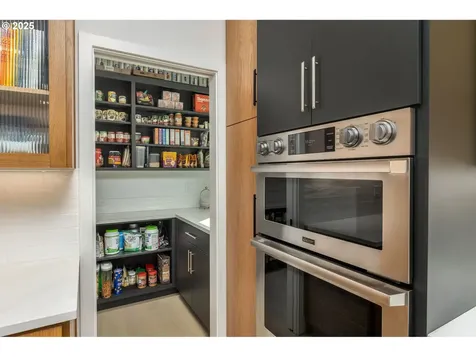 19245 SW Heightsview Drive Beaverton OR 97007