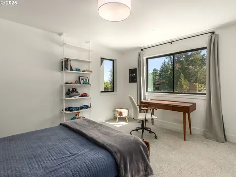 19245 SW Heightsview Drive Beaverton OR 97007