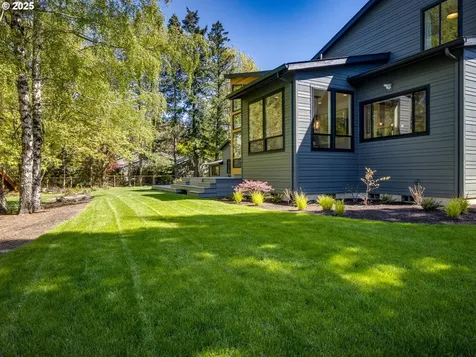 19245 SW Heightsview Drive Beaverton OR 97007