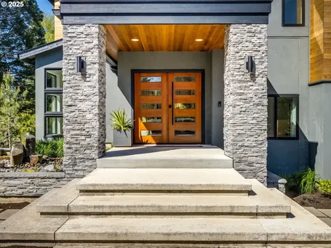 19245 SW Heightsview Drive Beaverton OR 97007