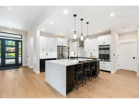 12 Corner Road Underwood WA 98651
