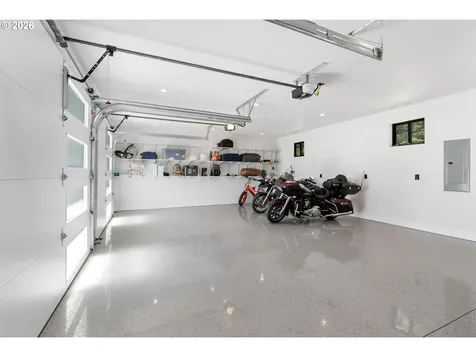 12 Corner Road Underwood WA 98651