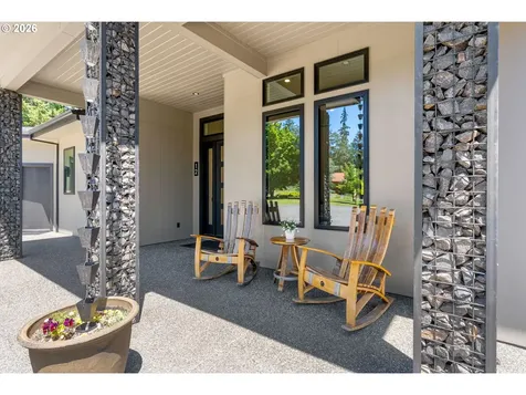 12 Corner Road Underwood WA 98651