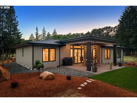 12 Corner Road Underwood WA 98651