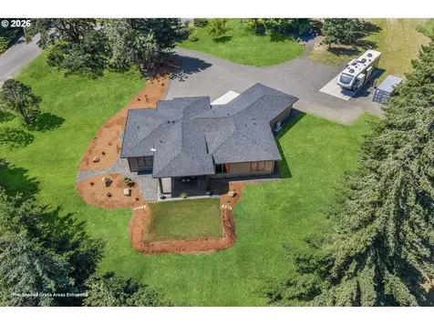 12 Corner Road Underwood WA 98651