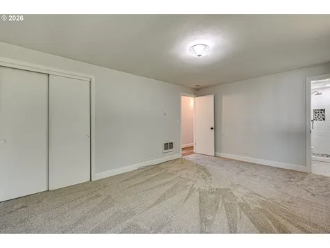 15015 NE 74th Street Vancouver WA 98682
