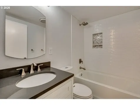15015 NE 74th Street Vancouver WA 98682