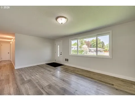 15015 NE 74th Street Vancouver WA 98682