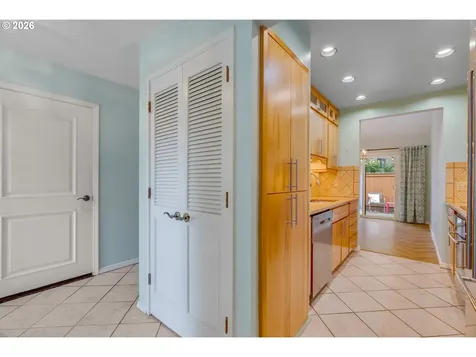 4218 NE 125th Place Portland OR 97230