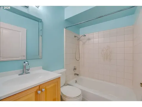 4218 NE 125th Place Portland OR 97230