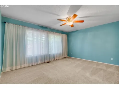 4218 NE 125th Place Portland OR 97230