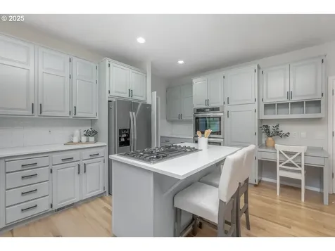 15730 SW Bobwhite Circle Beaverton OR 97007