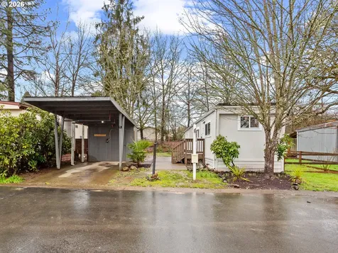500 N Gilwood Street Carlton OR 97111