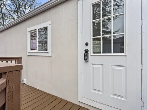 500 N Gilwood Street Carlton OR 97111