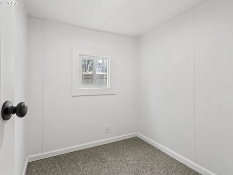 500 N Gilwood Street Carlton OR 97111