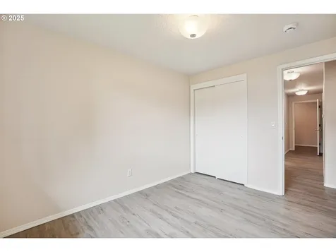 9328 N Richmond Avenue Portland OR 97203