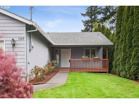 9328 N Richmond Avenue Portland OR 97203