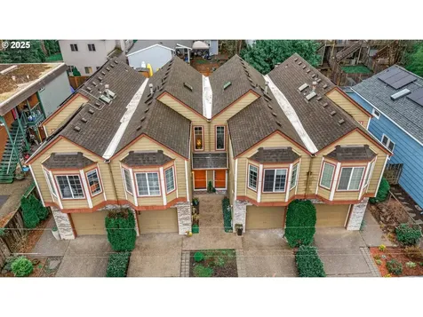 5951 S Hood Avenue Portland OR 97239