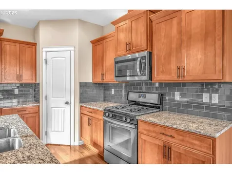 33955 SE Vine Street Scappoose OR 97056