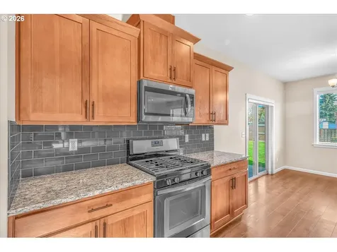 33955 SE Vine Street Scappoose OR 97056