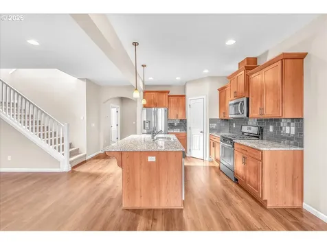 33955 SE Vine Street Scappoose OR 97056