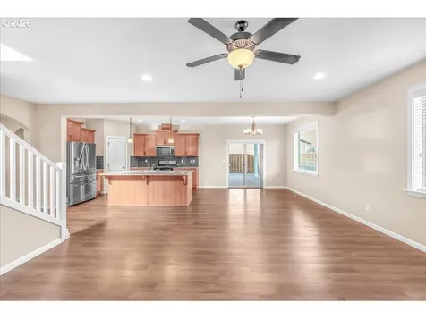 33955 SE Vine Street Scappoose OR 97056