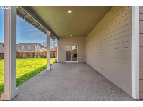 33955 SE Vine Street Scappoose OR 97056