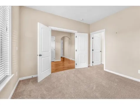 33955 SE Vine Street Scappoose OR 97056